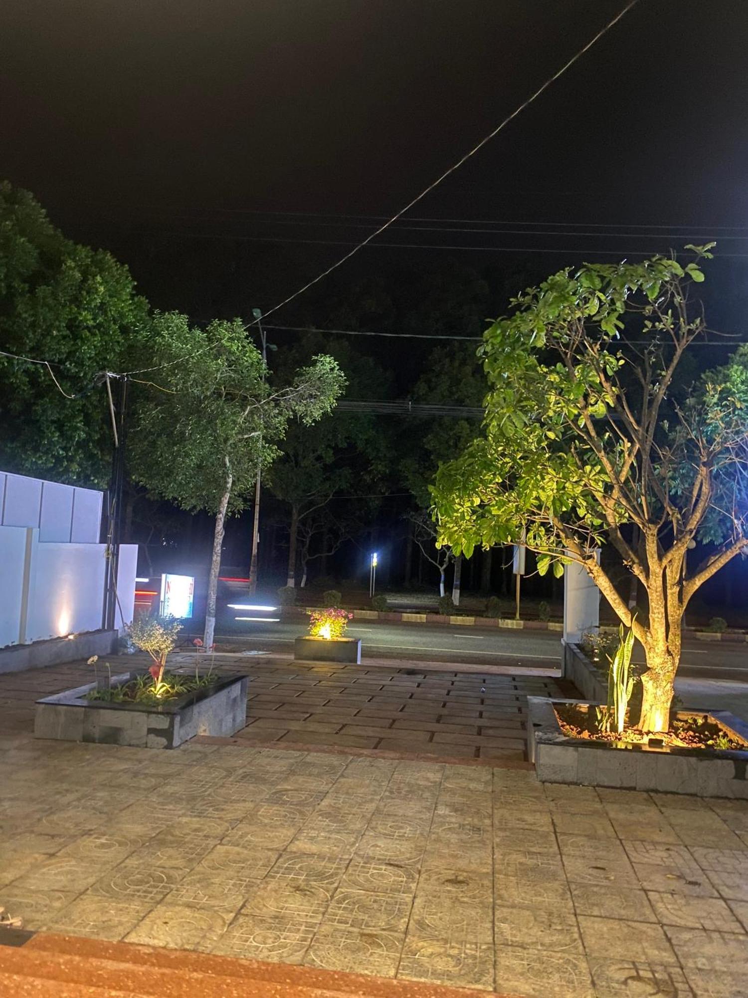 Khoi Dai Hotel Buôn Ma Thuột Zewnętrze zdjęcie